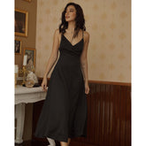 Robe midi en soie coupée en biais avec bretelles spaghetti et dos ouvert